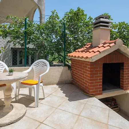 House Karlo * 피사크