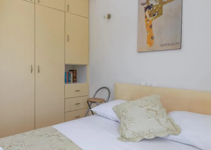 House Karlo Tatil Evi *