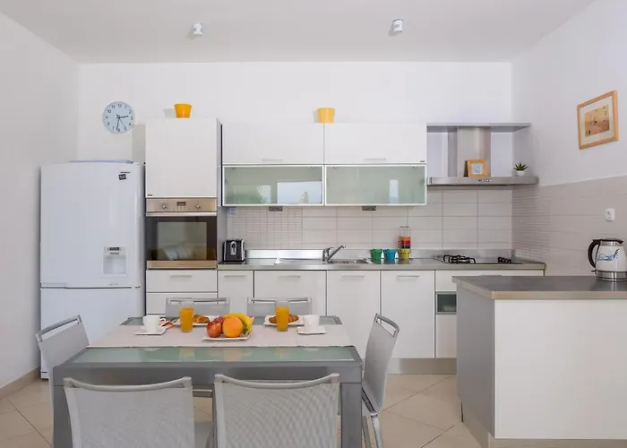 Tatil Evi House Karlo